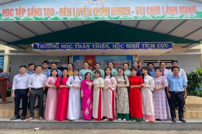 TRƯỜNG THCS PHỔ VĂN – VƯƠN MÌNH TRONG SỰ NGHIỆP TRỒNG NGƯỜI