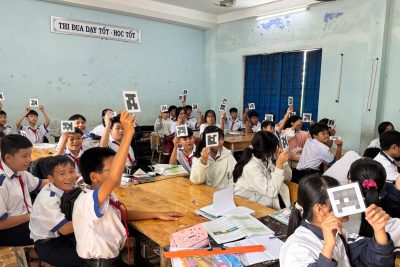 SINH HOẠT CHUYÊN MÔN THEO NGHIÊN CỨU BÀI HỌC LẦN 1 THEO CHỦ ĐỀ ĐỀ “ỨNG DỤNG CÔNG NGHỆ THÔNG TIN, CHUYỂN ĐỔI SỐ TRONG DẠY HỌC ” MÔN KHTN ( HÓA).